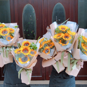 Bó Hoa Chúc Mừng - LB00136 - labe.vn
