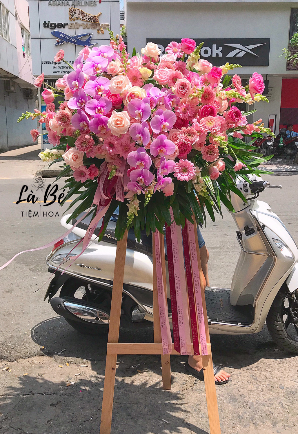 Kệ Hoa Chúc Mừng - LB00102 - labe.vn